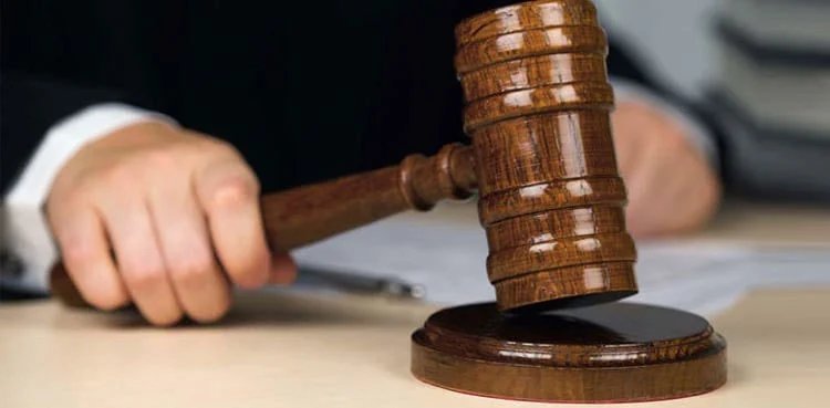 Kuwait court jails dozens, including a senior official in  corruption case