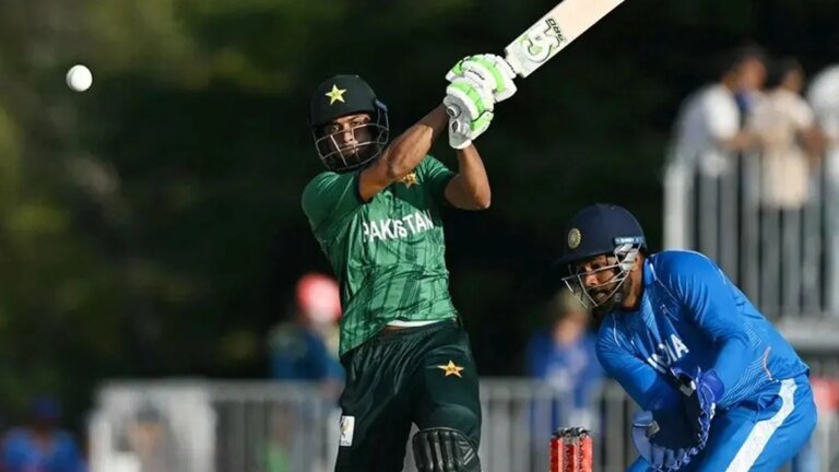 Hasan Nawaz returns to Desert Vipers