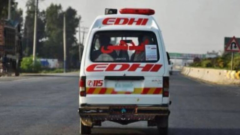 Karachi man dies in ambulance while being shifted to hospital 43km away
