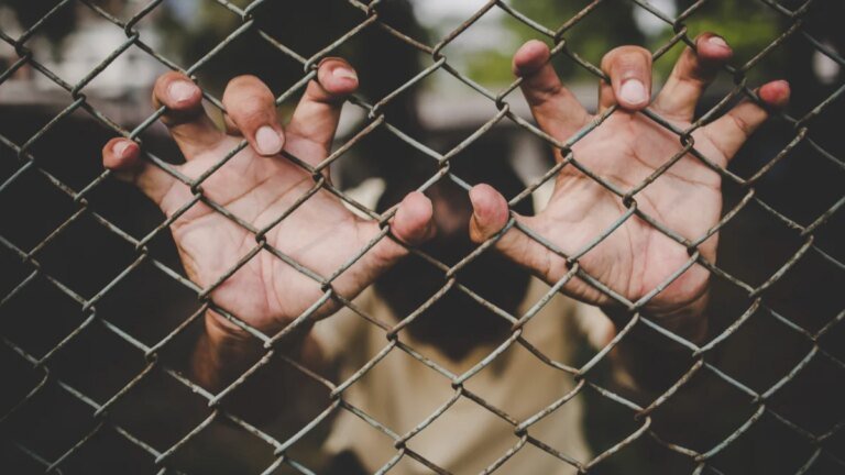 Over 21,000 Pakistanis imprisoned in 72 countries, NA told