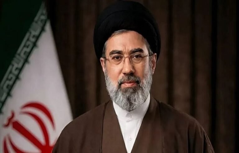 علی لاریجانی کے قاتلوں کو جلد سخت سزا بھگتنی پڑے گی؛ ایرانی سپریم لیڈر مجتبیٰ خامنہ ای
