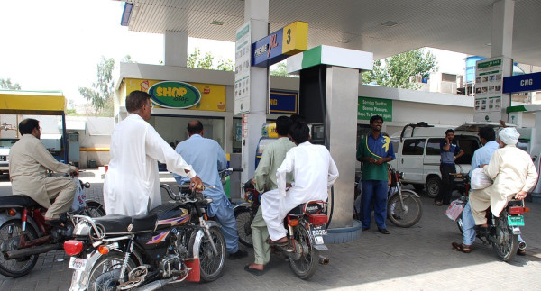 2641122 Petrolpump 1715914211