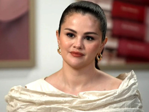 2641892 selena 1716107455