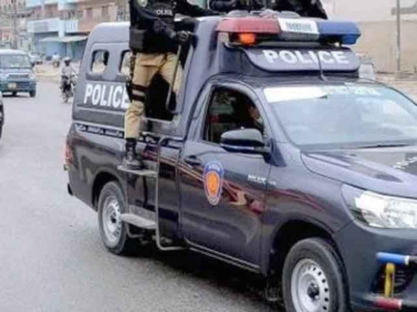 2698506 karachipolicex 1725464715