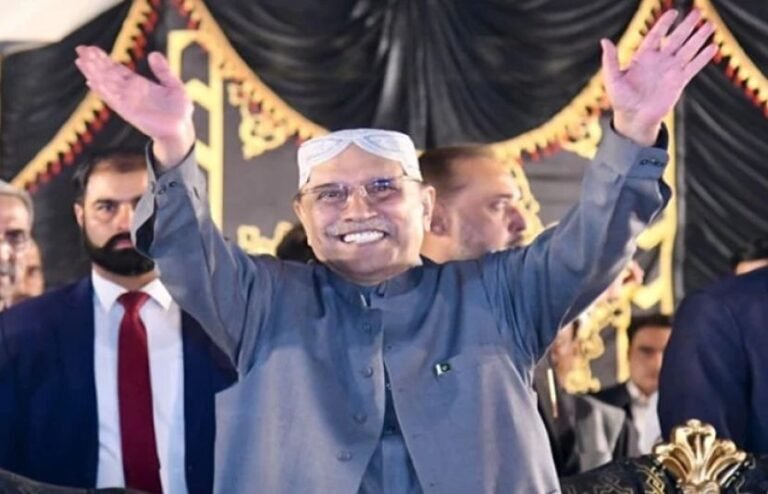 لیڈر کا کام عوام اور پارٹی کو بچا کر لڑنا اور جیل جانا ہوتا ہے، آصف علی زرداری