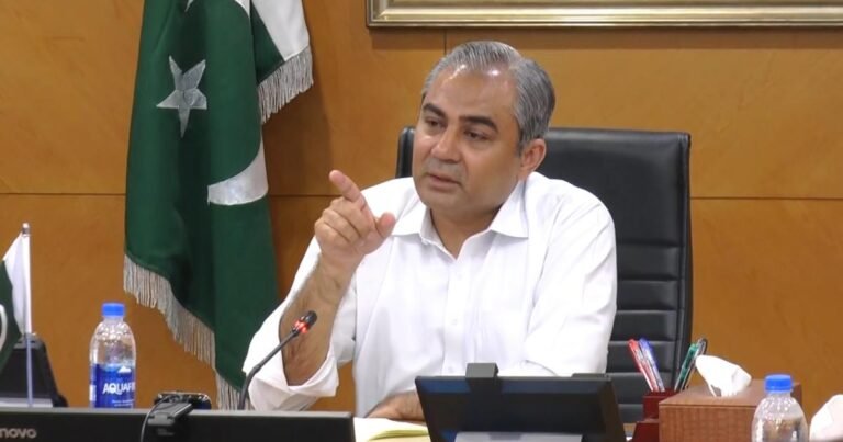 سہیل آفریدی مذاکرات کی ناکامی کے ذمہ دار، لانگ مارچ سے سختی سے نمٹیں گے: وزیر داخلہ