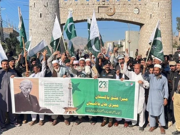بابِ خیبر پاکستان زندہ باد کے نعروں سے گونج اٹھا 4 2d08bc6d614c966019b2a339be7a55ad1774253258 0