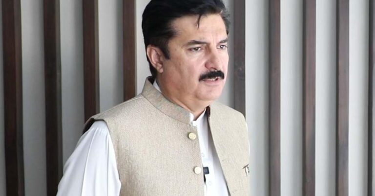 ایمرجنسی نافذ ہونے کے بعد خیبر پختونخوا کون چلائے گا؟