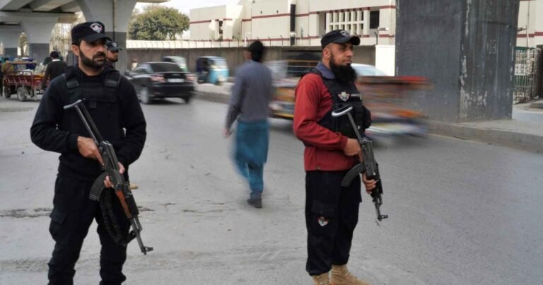 امن کمیٹی کے رکن کو قتل کرنے والا حملہ آور مارا گیا: ٹانک پولیس