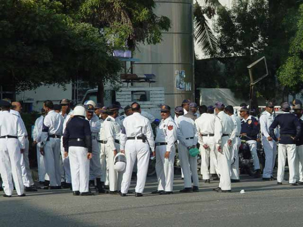 کراچی کے شہریوں کو نمبر پلیٹس درست کروانے کیلیے 5 دسمبر تک کی مہلت