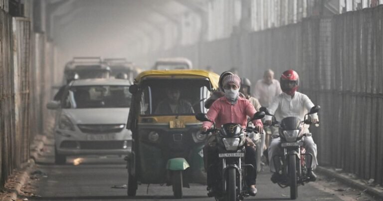 فضائی آلودگی: نئی دہلی میں دو سال میں سانس کی بیماری کے دو لاکھ سے زائد کیسز 109 390404 1358305217