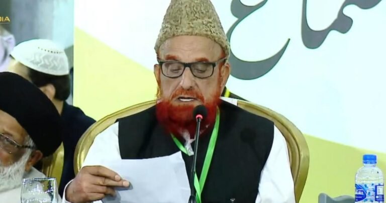 حکومت حماس کو غیر مسلح کرنے کے لیے فوج بھیجنے سے گریز کرے: پاکستانی علما