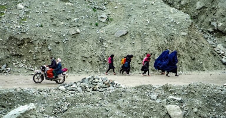 چین کا شہریوں کو تاجکستان اور افغانستان کے سرحدی علاقوں سے فوری نکلنے کا مشورہ