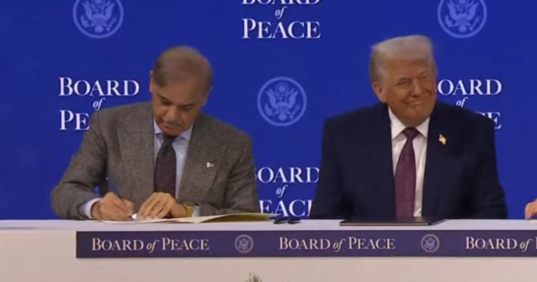 ٹرمپ کے ’بورڈ آف پیس‘ کا آغاز ، پاکستان نے دستخط کر دیے 47 391908 850442143
