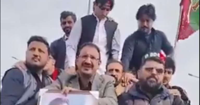قیادت کی کال پر آئندہ لائحہ عمل کا اعلان کریں گے: صدر پی ٹی آئی خیبر پختونخوا