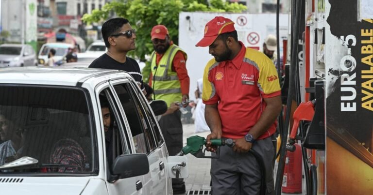 ’پاکستان کے پاس پیٹرول کا 28 روزہ ذخیرہ‘، وزارت پیٹرولیم کو ترسیل کی سعودی یقین دہانی
