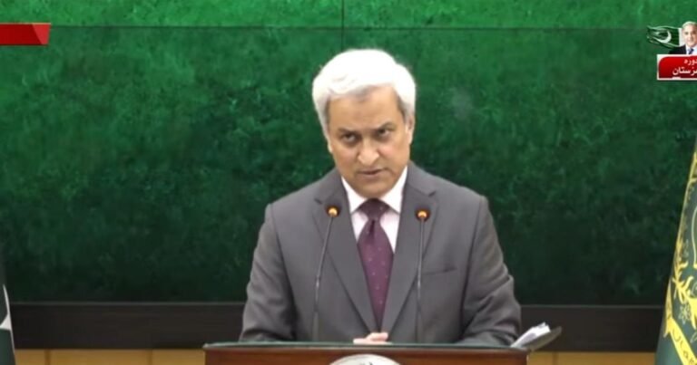 امید ہے امریکہ اور ایران مذاکرات کی میز پر واپس آئیں گے: پاکستان