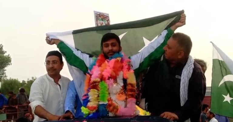 والد کی ادھوری خواہش نے کشمور کے محمد عمر کو تائیکوانڈو چیمپیئن بنا دیا