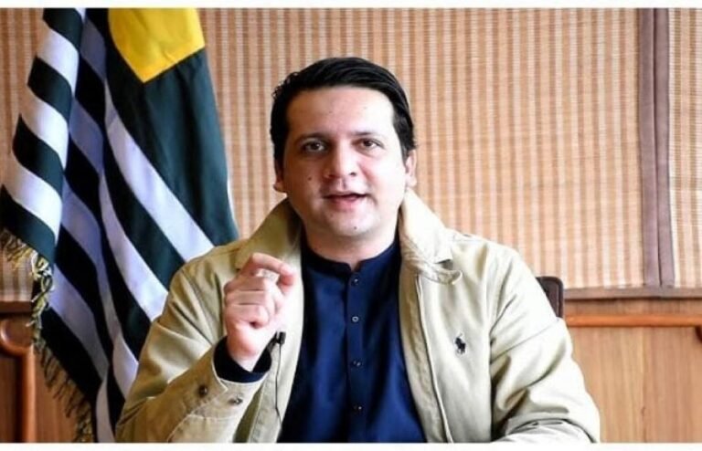 نواز شریف نے آزاد جموں و کشمیر کے وزیراعظم کے نام کا اعلان کردیا