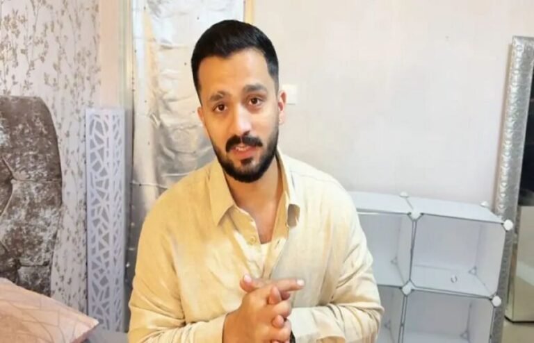 رجب بٹ کے یوٹیوب اور انسٹاگرام اکاؤنٹ بند کردیئے گئے، مگر کیوں