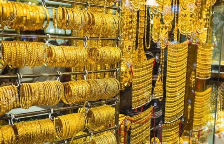 پاکستان میں سونے کی قیمتوں میں کمی