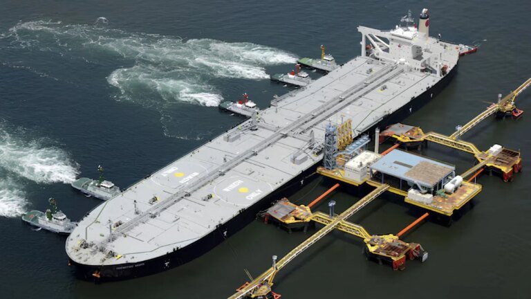 Japan to diversify crude supplies, back pipelines that bypass Hormuz