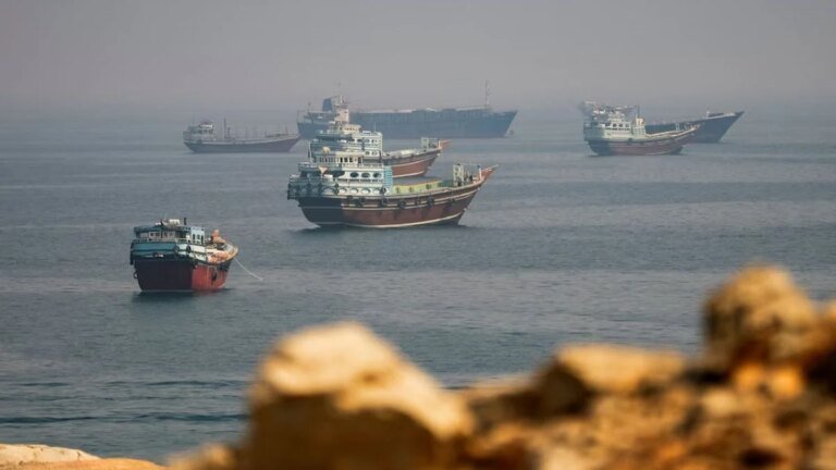 US launches fresh strikes on Iran around Strait of Hormuz