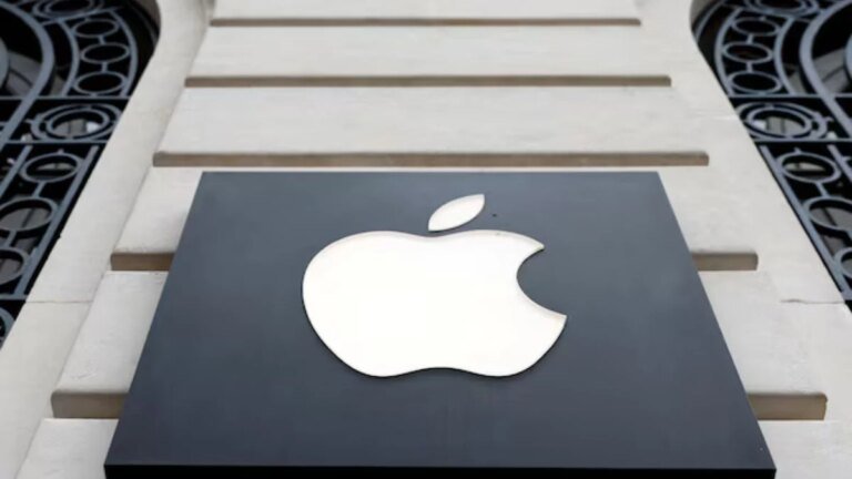Apple changes fees for alternative app stores in EU