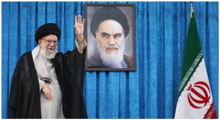 ایرانی انقلاب کی غلط تصویر پیش کی جاتی ہے 22 Ali khamenei