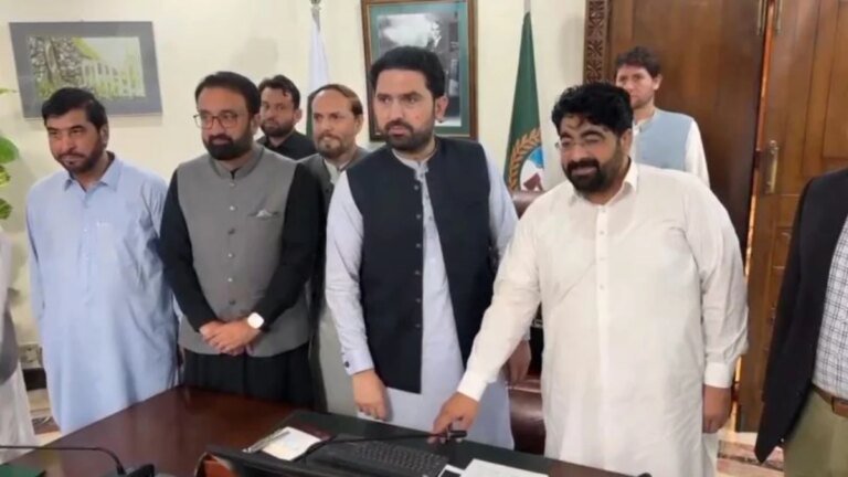 KP launches digital land record and public feedback systems