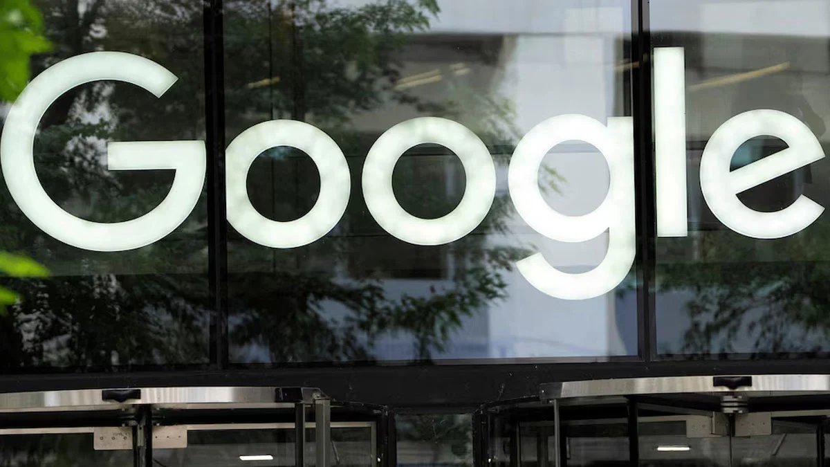 CNN Axios Google AI