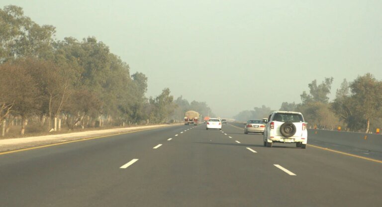Motorway Police Launch High-Beam Crackdown Across Punjab