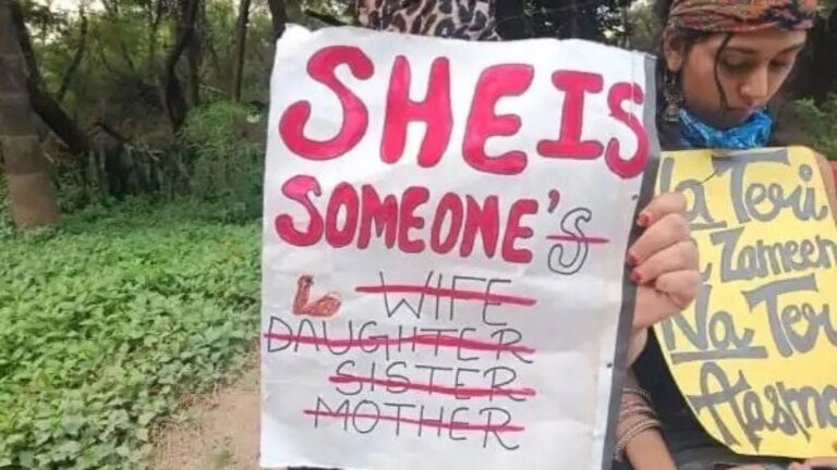 Delhi University students march for women’s safety after park assault