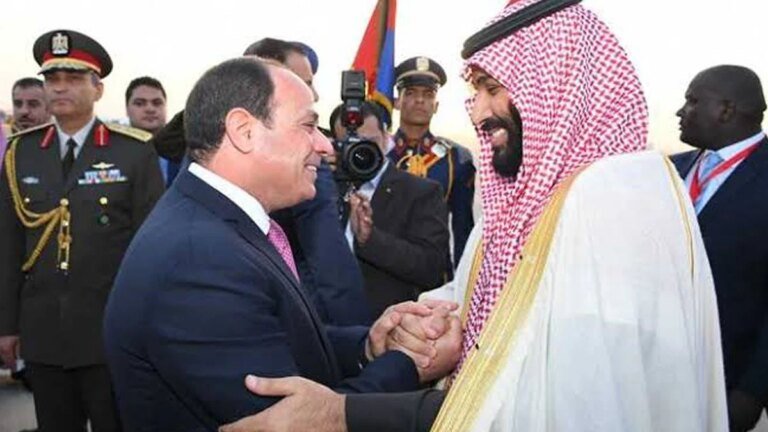 Egypt stands with Saudi, urges unhindered sea routes