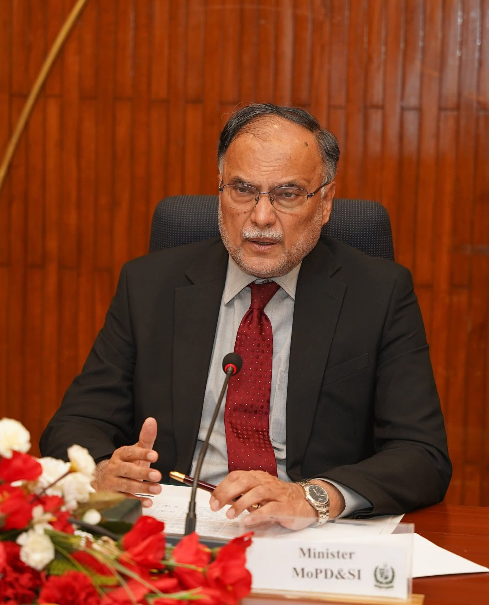 وفاقی وزیر منصوبہ بندی و ترقی احسن اقبال نے ملک کی پہلی "ڈیجیٹل اکنامک مردم شماری" کا آغاز کر دیا 1 FB IMG 1755778054983