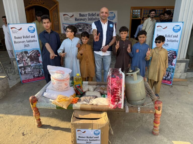 جرمنی کا سیلاب متاثرین کے لیے تعاون، بونیر میں 300 خاندانوں کو خوراک اور حفظانِ صحت کے پیکجز فراہم