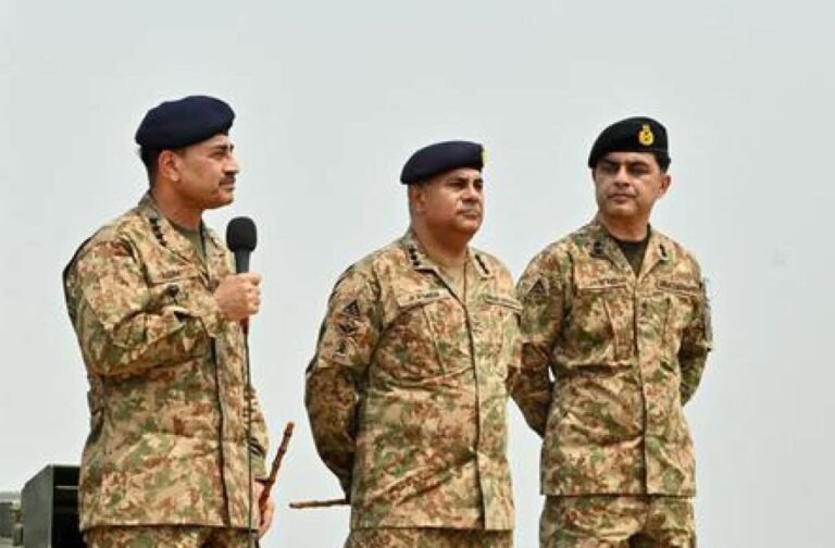 پارلیمان نے 27ویں آئینی ترمیمی بل کی منظوری دے دی، اپوزیشن کا سخت ردعمل