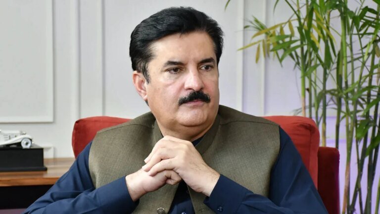 PTI workers can hang upside down, but founder’s release impossible: Faisal Kundi