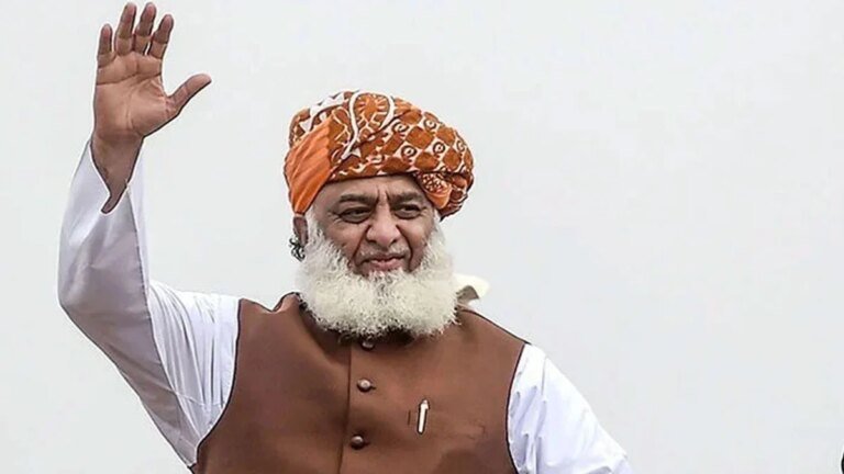 Fazlur Rehman summons JUI-F Core Committee meeting after KP emergency