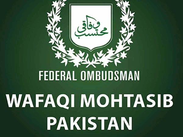 بیچلرز کو رہائشی سہولت سے محروم کرنے والی پالیسی غیرقانونی قرار