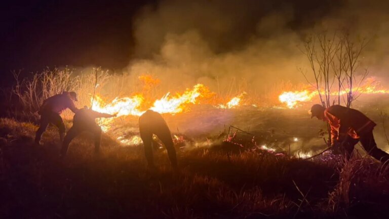 Haze emergency grips Malaysian Borneo town