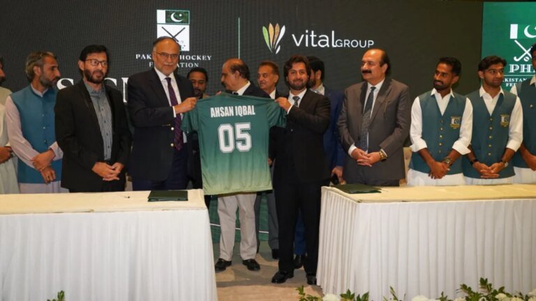 Ahsan Iqbal urges efforts to restore Pakistan’s hockey glory