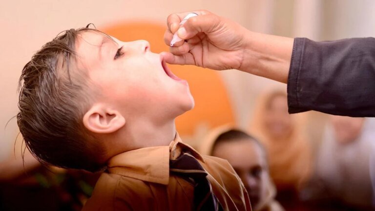 Peshawar to vaccinate 1.11 million children against polio from Oct 26