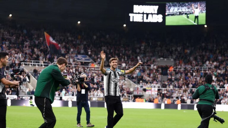 Newcastle land Gonzalez from Manchester City