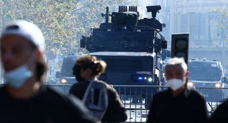 Hundreds arrested as France rocked by clashes, blazes, mass lootings