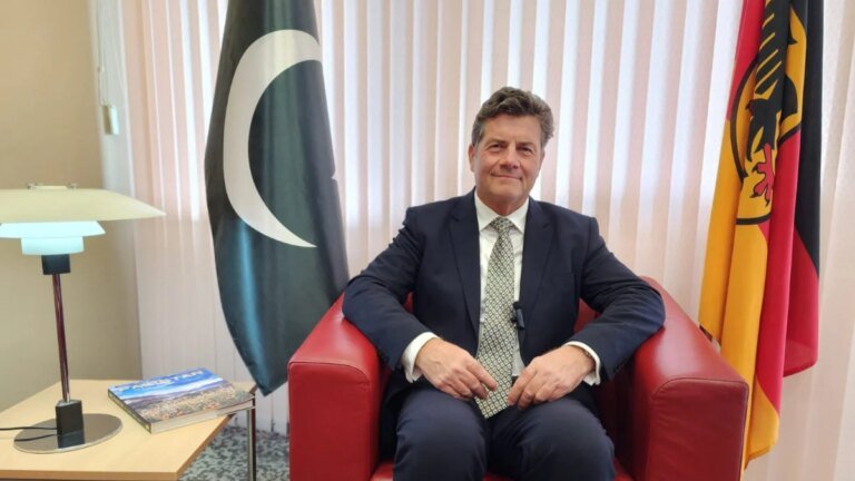 Pakistan: Celebrating Independence and Resilience