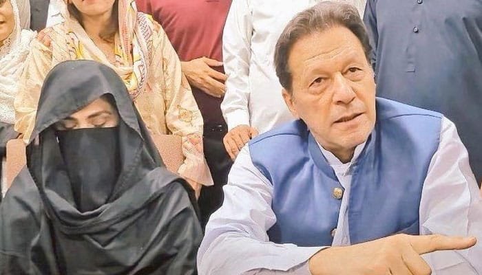 توشہ خانہ ٹو کیس: عمران خان اور بشریٰ بی بی کو 17، 17 سال قید، ایک کروڑ 64 لاکھ روپے جرمانہ