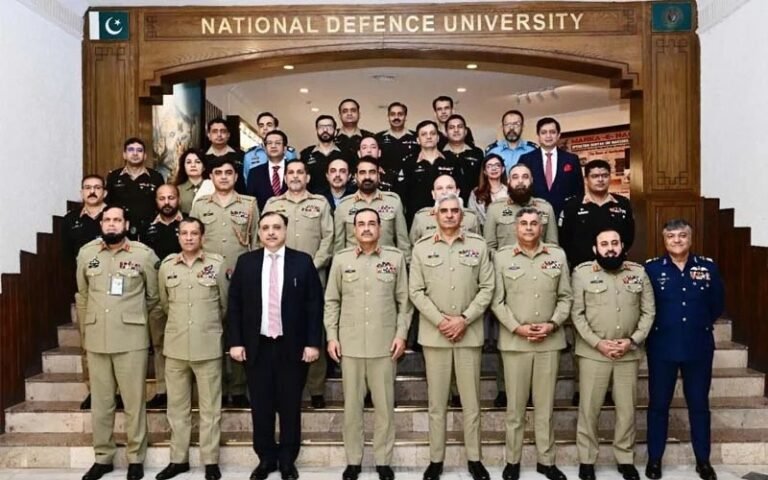 دشمن بالواسطہ طریقوں اور پراکسیز کے ذریعے اندرونی کمزوریوں سے فائدہ اٹھا رہے ہیں: فیلڈ مارشل عاصم منیر