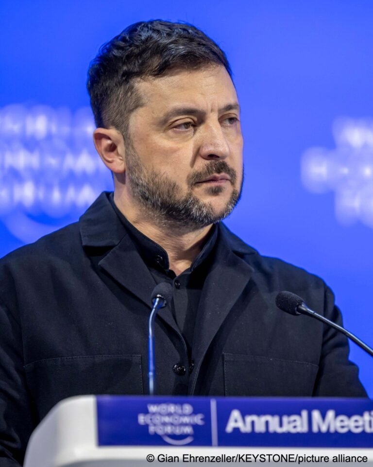 "اب کارروائی کے بغیر کل نہیں ہے،" زیلنسکی کا داووس میں عالمی رہنماؤں سے خطاب 106 IMG 20260124 WA1490