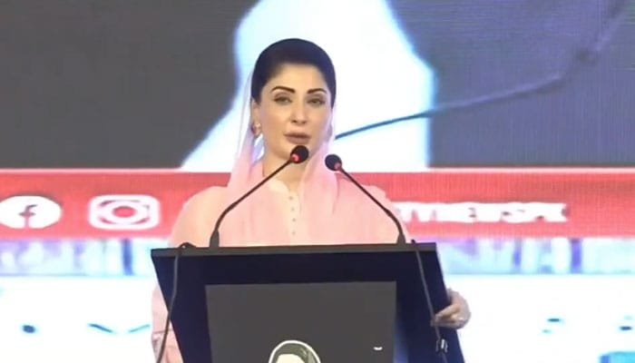 مریم نواز کا متنازعہ بیان: "خیبر پختونخوا کے بچے پتھر کے زمانے میں رہتے ہیں”